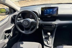 Mazda 2,