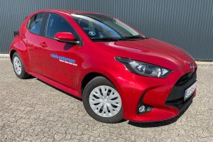 Mazda 2,