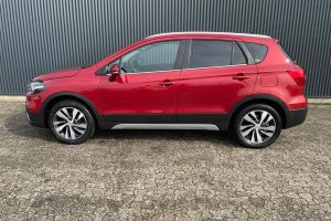 Suzuki S-Cross,
