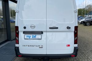 Nissan Interstar,