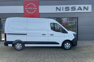 Nissan Interstar,