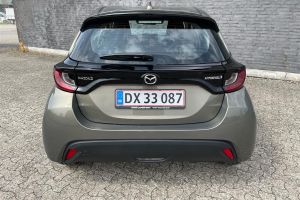 Mazda 2,