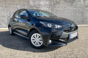Mazda 2,