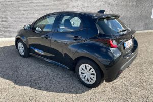 Mazda 2,