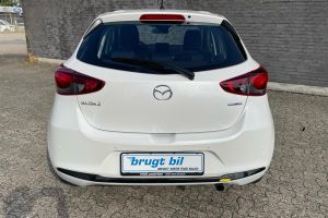 Mazda 2,