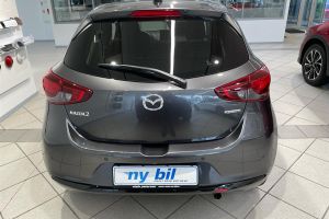 Mazda 2,