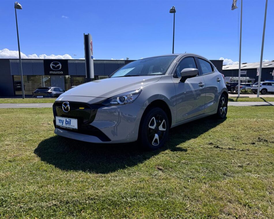 Mazda 2,